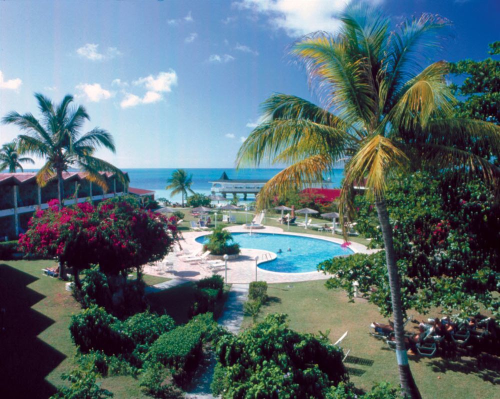 Hotel Starfish Halcyon Cove Dickenson Bay Exterior foto